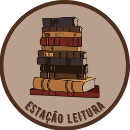 Pilha de livros coloridos com o escrito "ESTAÇÃO LEITURA".
